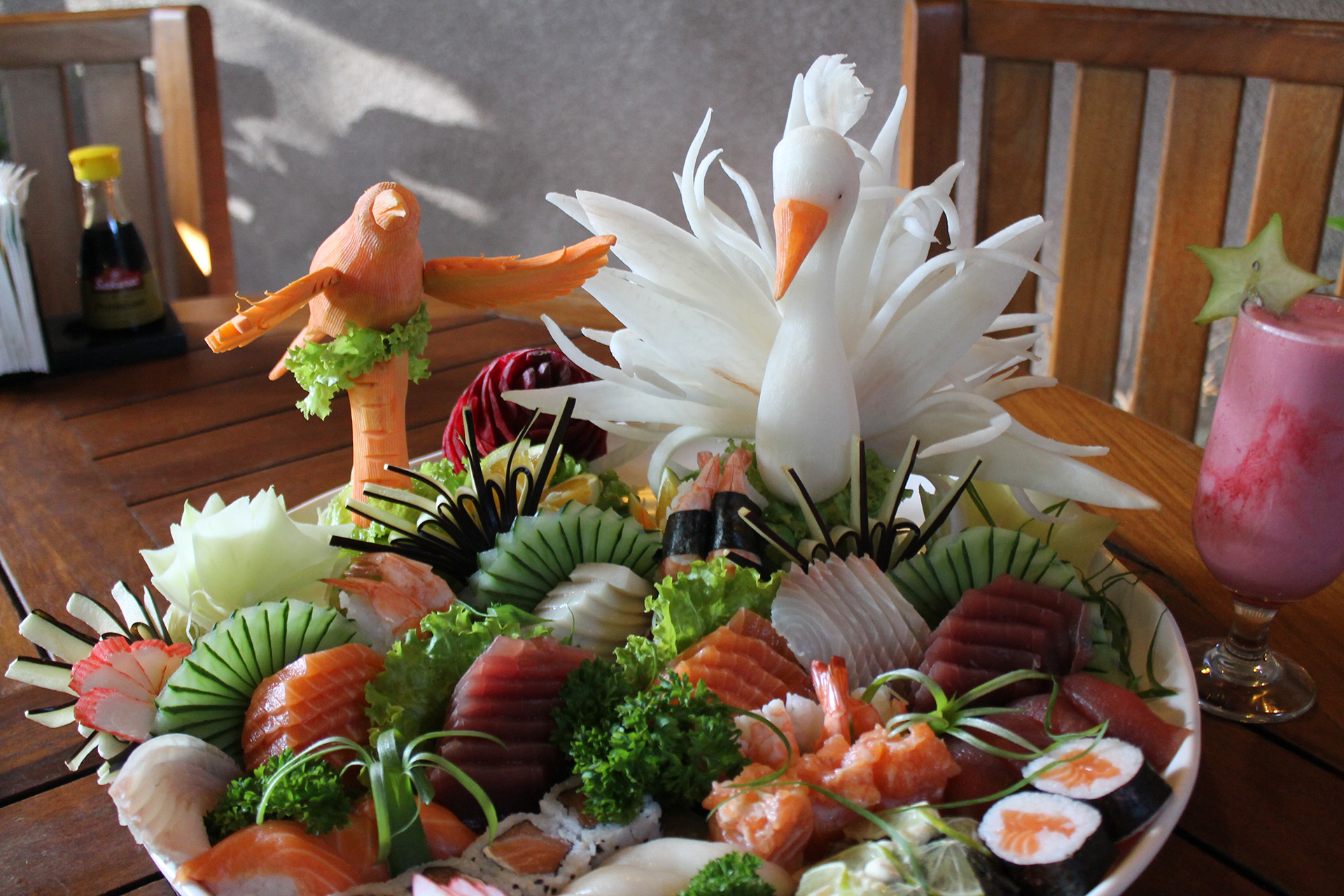 Foto prato Combinado de sushi e sashimi do Restaurante Taki Sushi - Granja Viana